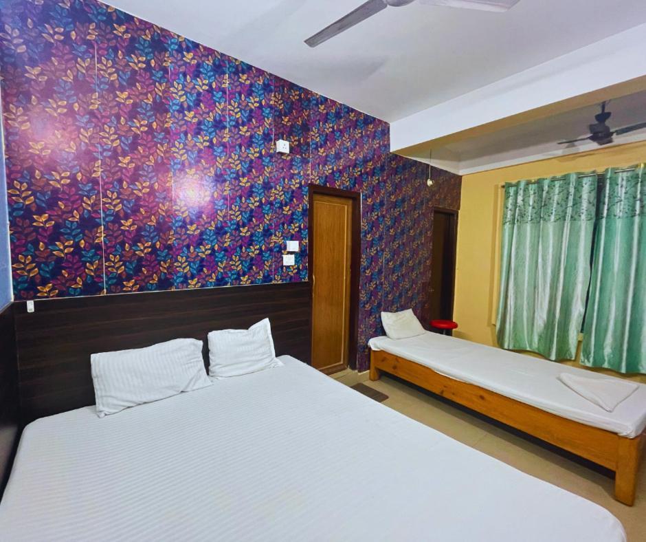 Hotel H K Residency Near Kalakshetra Guváhátí Exteriér fotografie