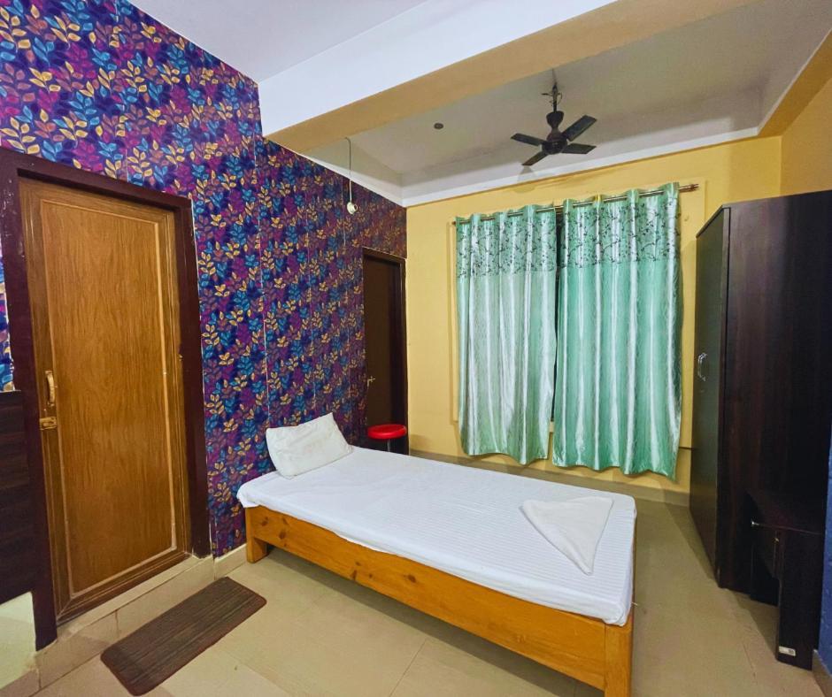 Hotel H K Residency Near Kalakshetra Guváhátí Exteriér fotografie